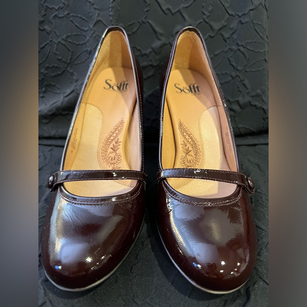 Sofft Mary Jane Heels